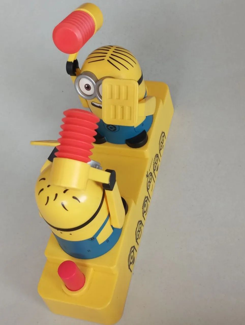Minions Hammer Pop da Epoch Games  - Foto 4