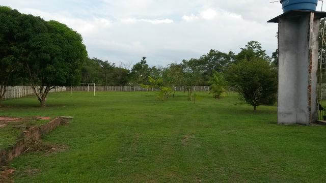 Cód. 016 - Sítio 5.500m², com casa Sede, campo de futebol e poço artesiano - Foto 4