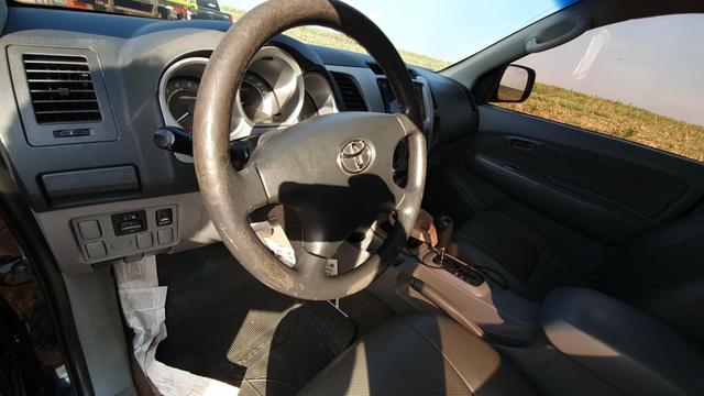 Hilux CD 3.0 SRV 4x4 autom ano 2006 - Foto 4