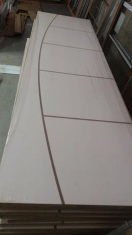 Porta Frisada Pronta para Instalação