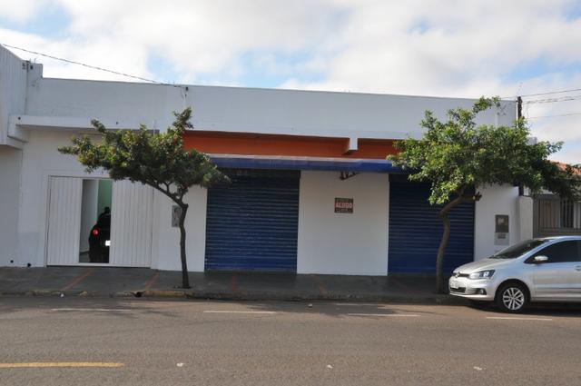 Alugo Amplo Salão com IPTU incluso!