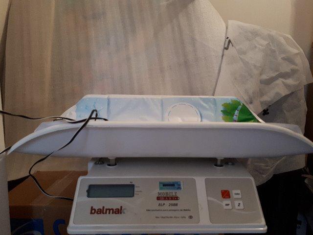 Balança eletrônica infantil