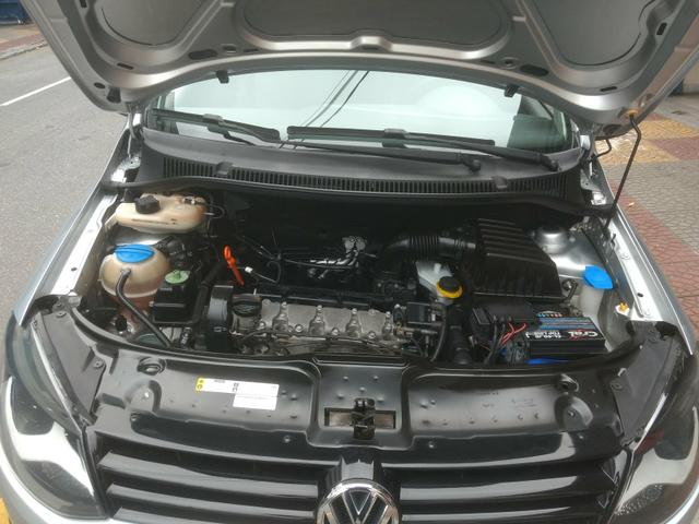 VW Fox 1.6 Trend GII Prata Completo 2014 2º Dono R$ 32.900,00 - Foto 10