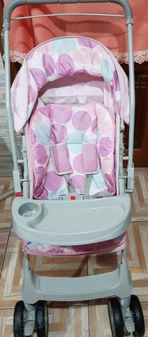 Carrinho de nenê praticamente zero