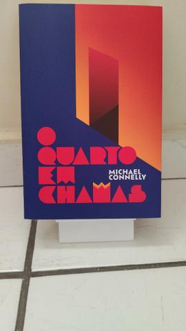 Livro: O quarto em chamas