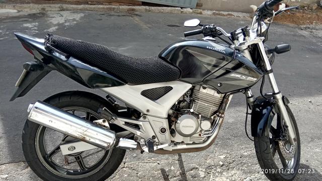(Twister)Vendo ou troco por XRE ou Tenere pago diferença em dinheiro na mão