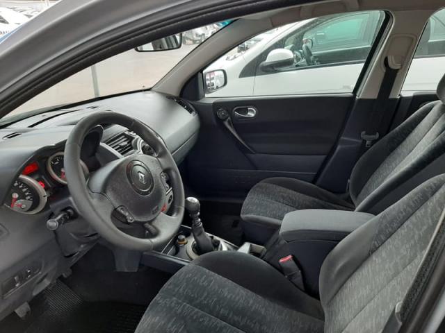 RENAULT MEGANE SEDAN DYNAMIQUE 2.0 16v 4p - Foto 4