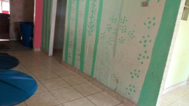 Localizada na ruaprojetada /alto dos anjos _vendo está casa - Foto 3