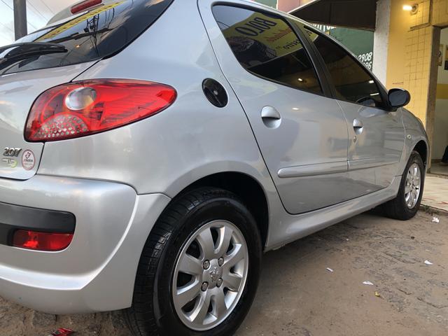 Peugeot - Foto 3