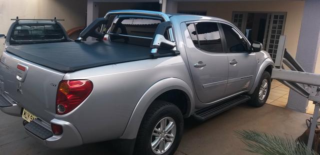 Vende-se L200 Triton 2014/2015 Super nova - Somente por telefone !!!!Ligar - Foto 2