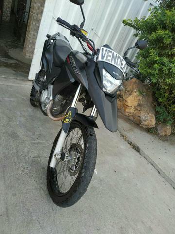 Vendo xre 300 2011 trásformada na 2016 - Foto 2