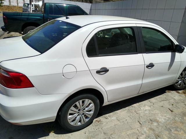 Vendo Voyage Táxi 2017 com Permissão táxi Contatos: *(whatsapp) ou * - Foto 2