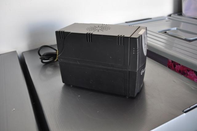 Estabilizador Enermax 500w - Foto 2