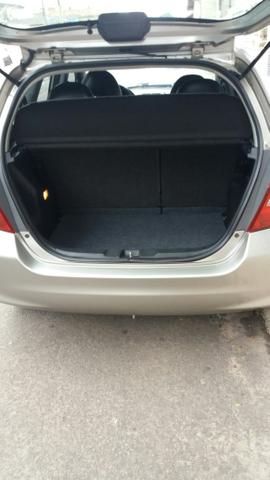 Vendo troco Honda Fit Lx 1.4 2007 - Foto 5