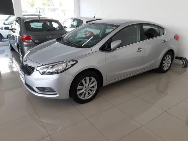 Ent. + 48x 783,32 - Kia Cerato SX Automático 1.6 2014