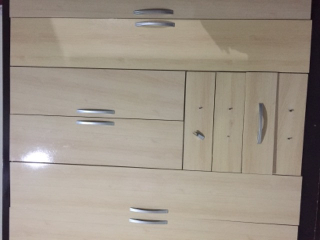 Vende-se guarda roupa
