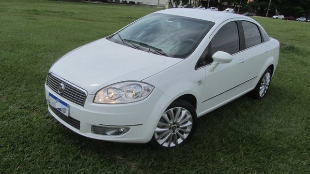 LINEA ABSOLUTE 1.8 AUTOMATICO
