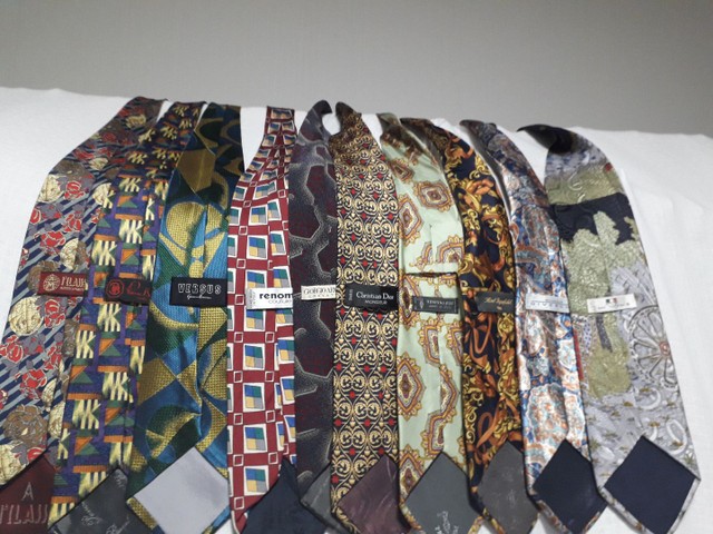 Vendo sofisticado kit de gravatas de seda importadas  - Foto 3