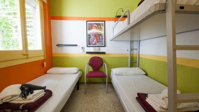 R$100,00 Hostel Santana / Pensão 