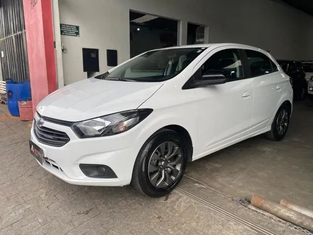 Veículo à venda: CHEVROLET/GM Onix Plus joy Black 2021/2021 por R$ 63900,00