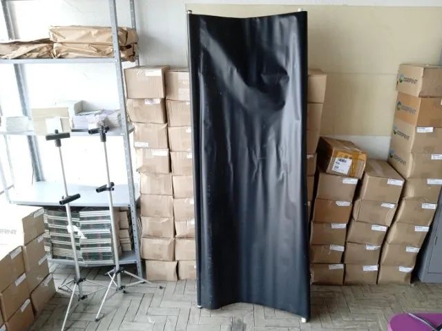 Tela p/ projetor Preto - Foto 2