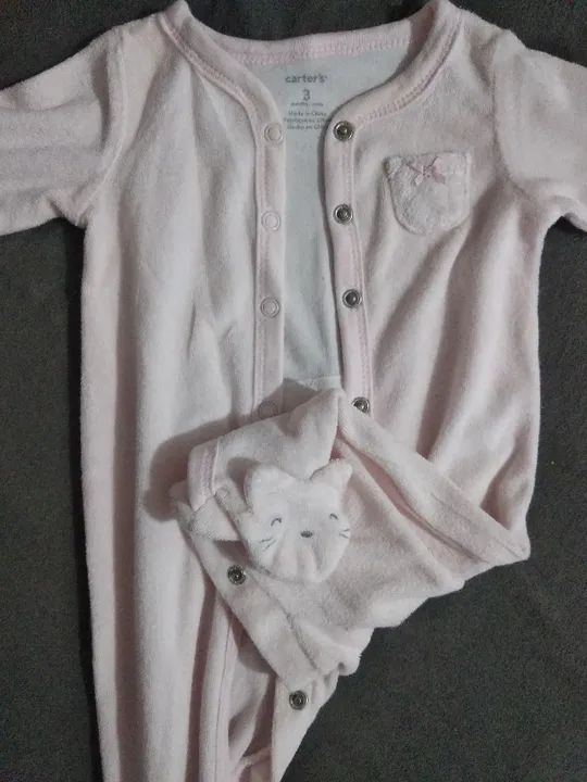 Macacão Carter's rosa 3 meses