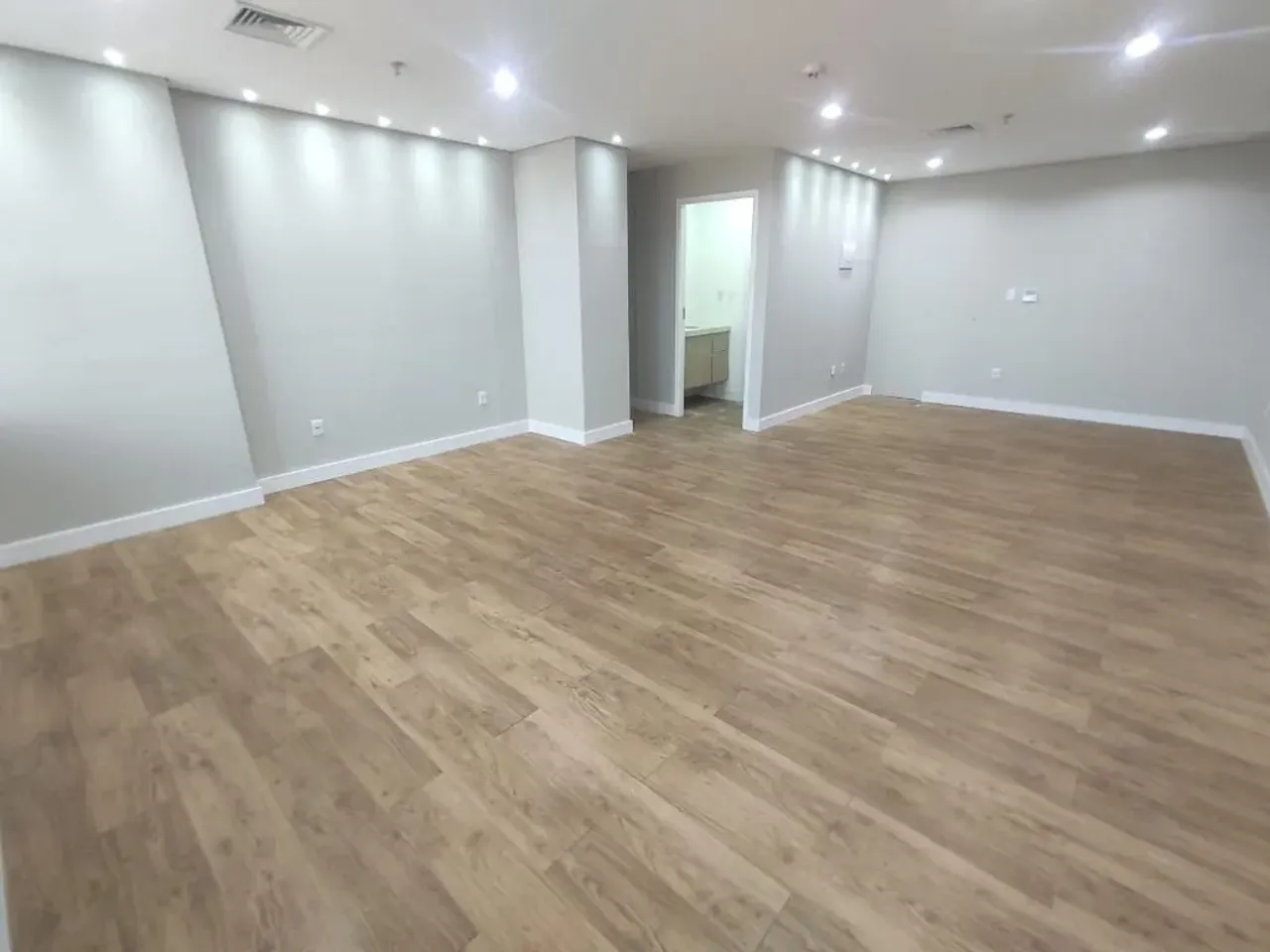 Sala para alugar, 85 m² por R$ 5.240,00/mês - Edifício New York Tower - Araçatuba/SP