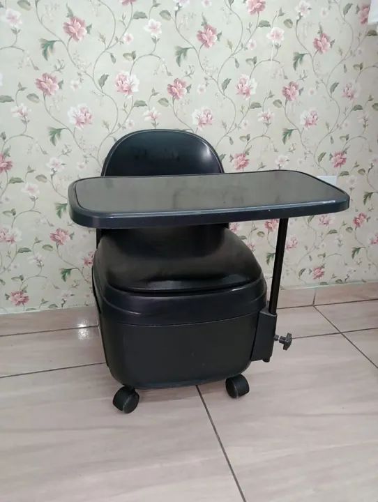 Cadeira para manicure cirandinha