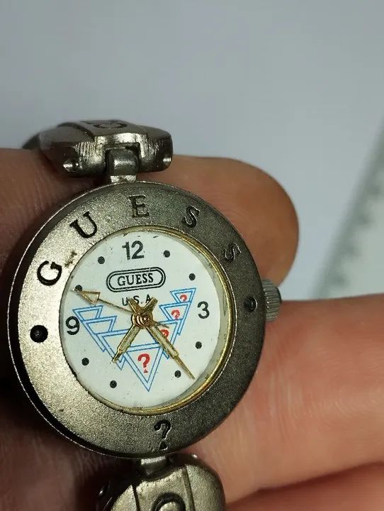 Relógio Antigo Guess Usado Não Testado  - Foto 6
