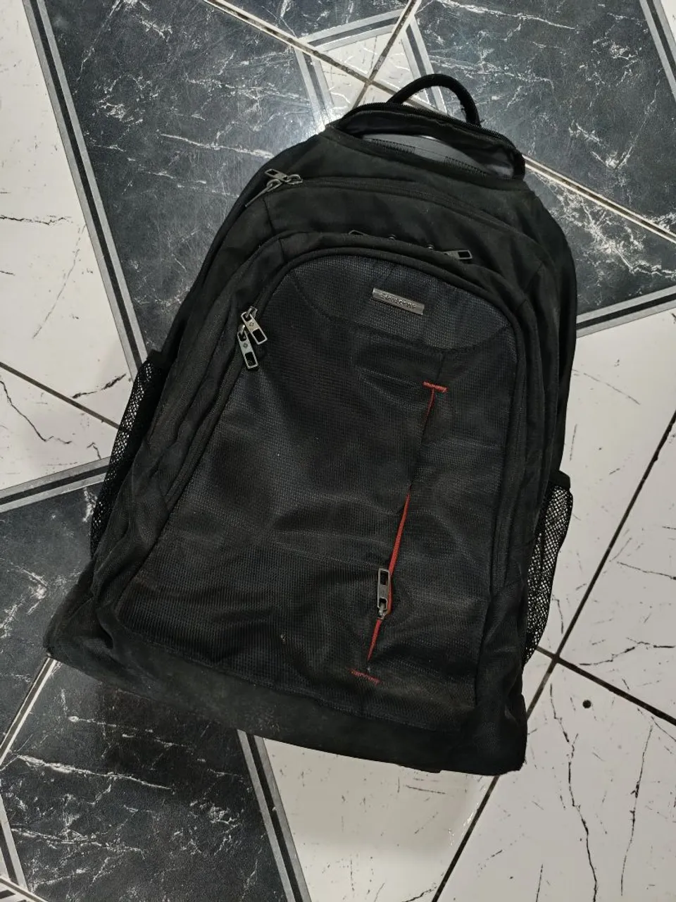 Mochila com Rodinhas Samsonite Guardit