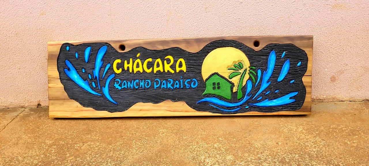 Placas entalhadas para sitio