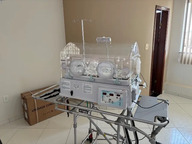 Incubadora de Transporte Neonatal - OLIDEF