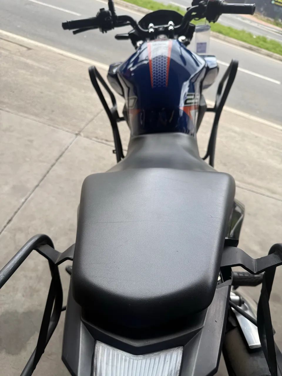 HONDA CB 250 2022 - Foto 4