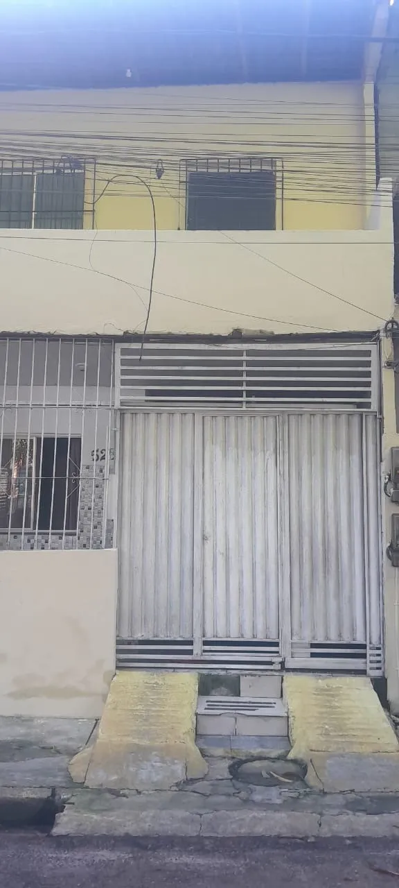 VENDO EXCELENTE CASA NO TELEGRAFO