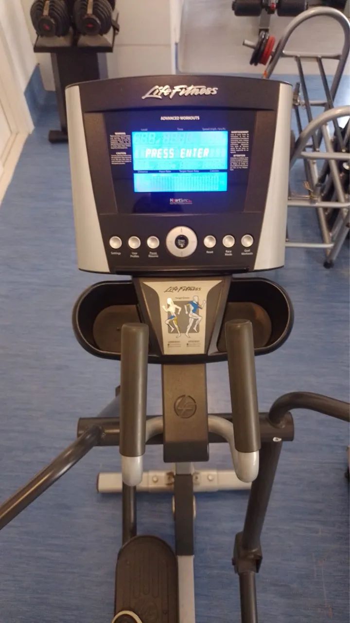 Gym equipment64293893402883122