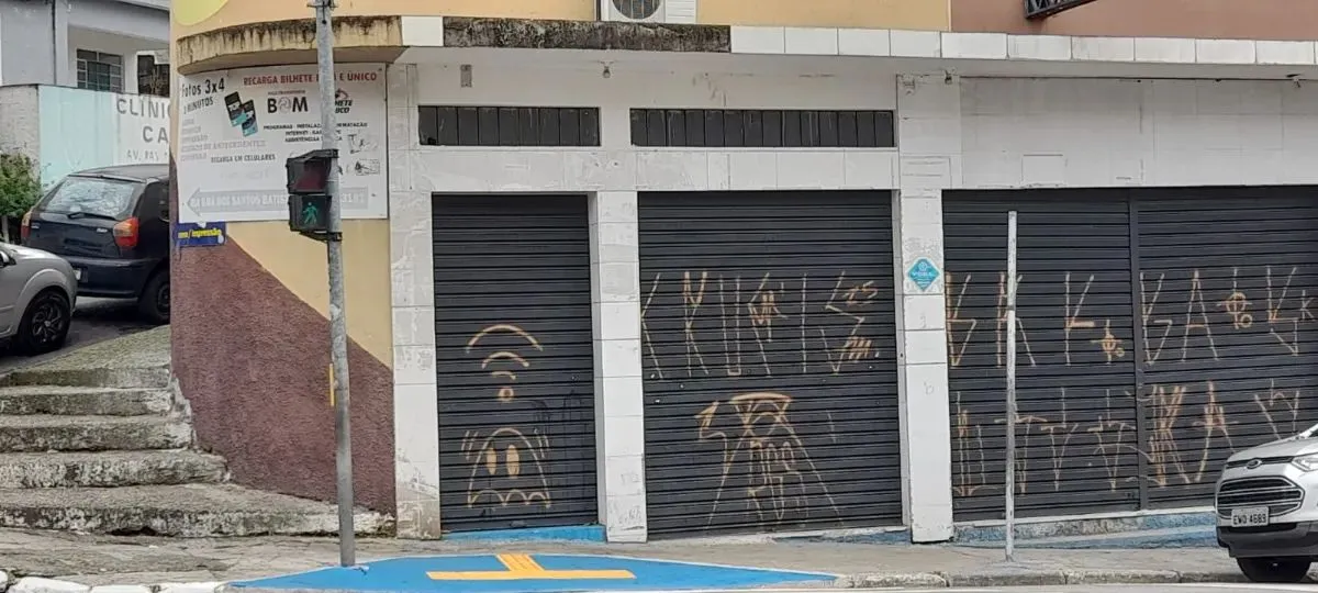 Casa comercial para locação, 300m²