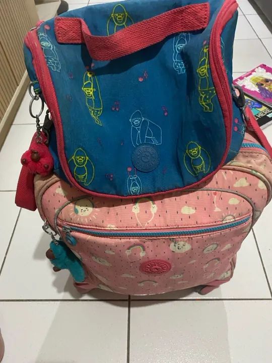 Kit bolsa + lancheira Kipling
