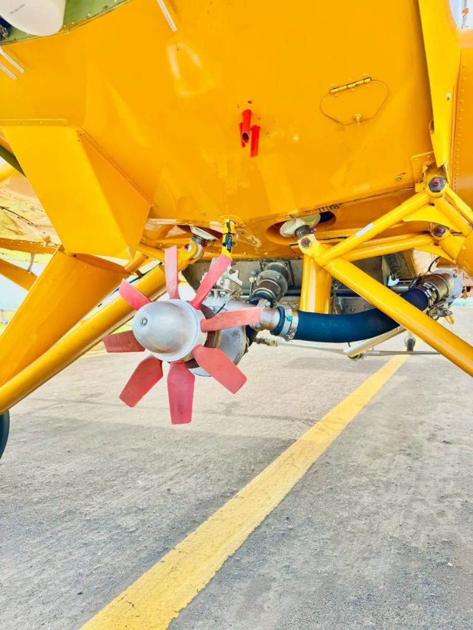 Avião Agrícola - Pronto para o Trabalho - Foto 4