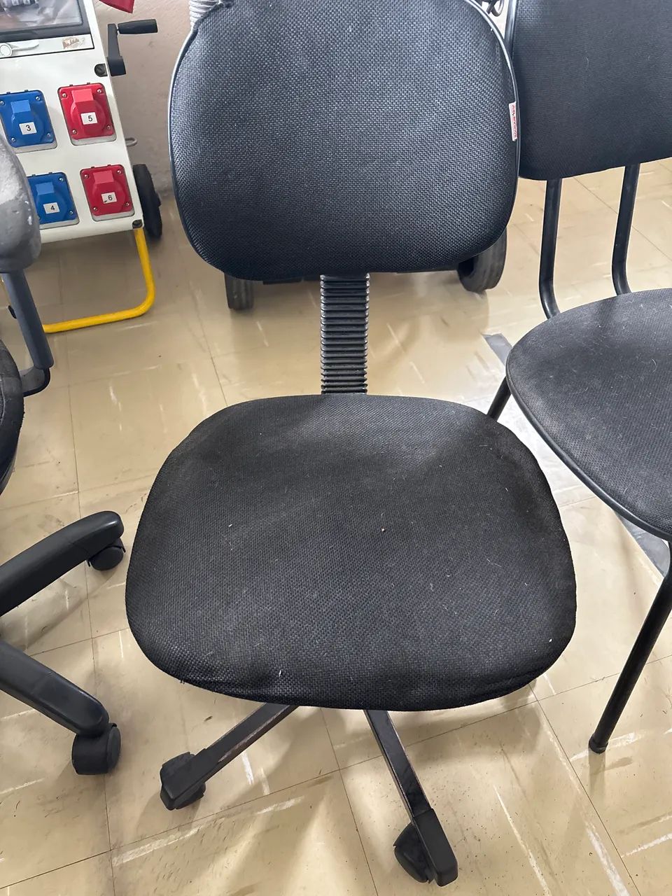 Cadeira escritório no estado - Foto 3