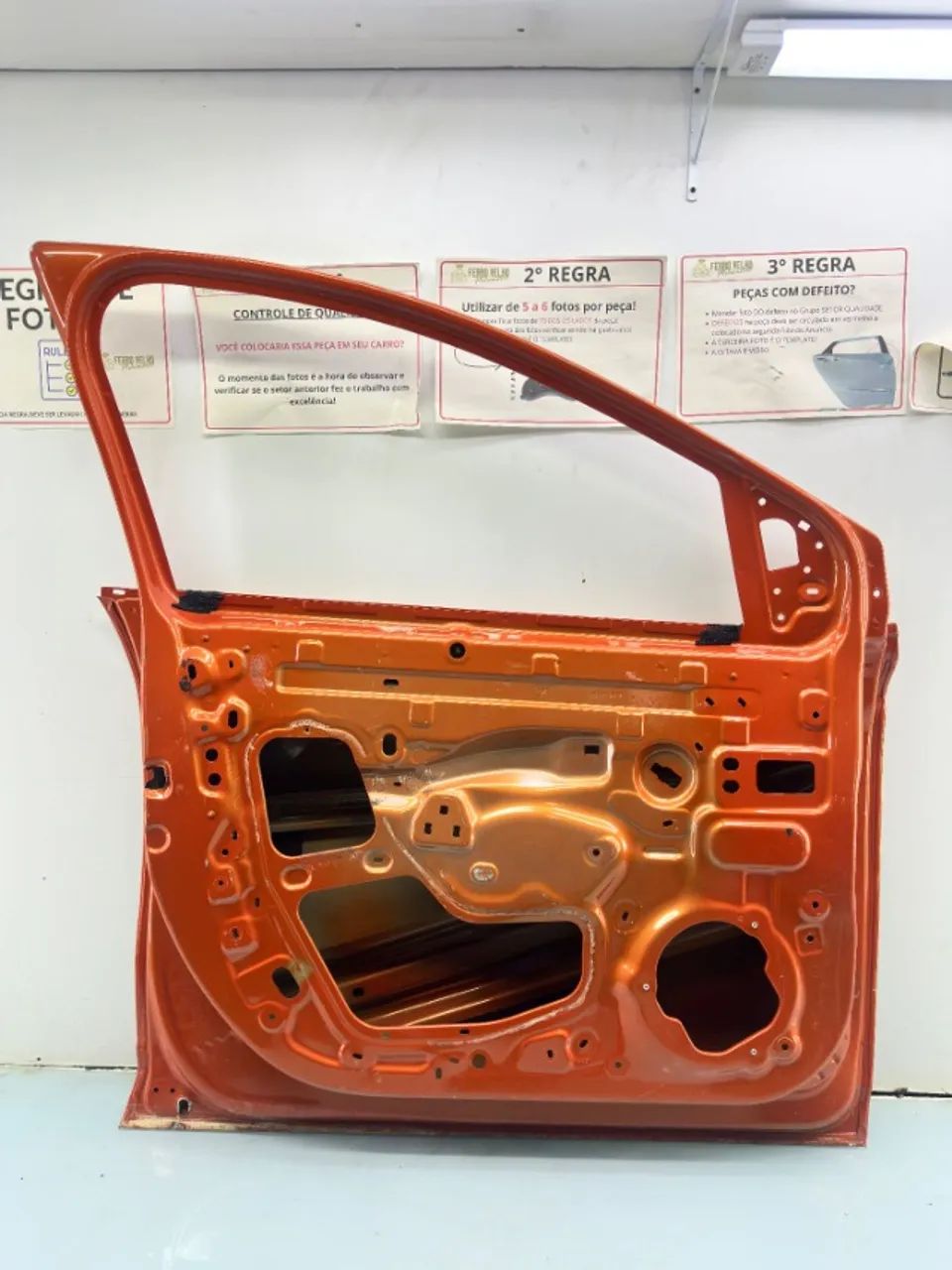 Porta dianteira esquerda Renault Kardian etq6052 - Peças para