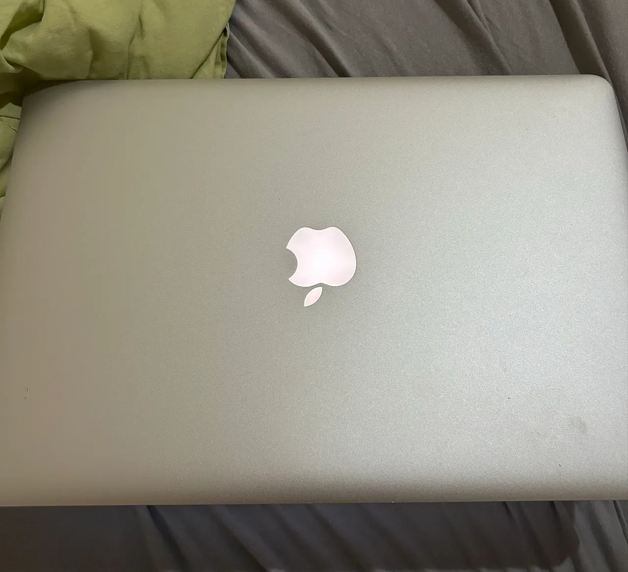 MacBook Pro 64308005310722124