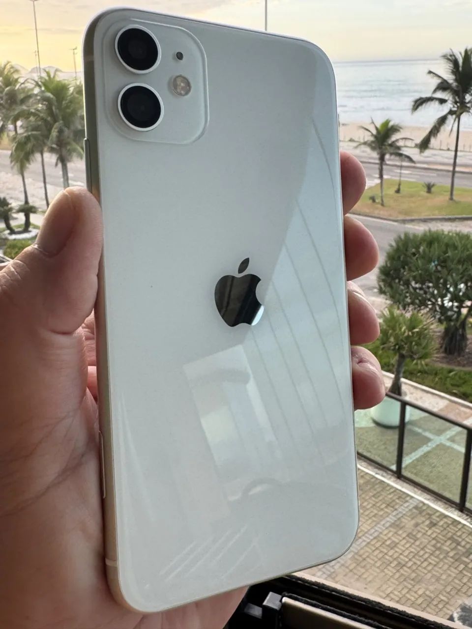 IPhone 11 impecável! Sem marcas de uso. Bateria e faceID perfeitos!