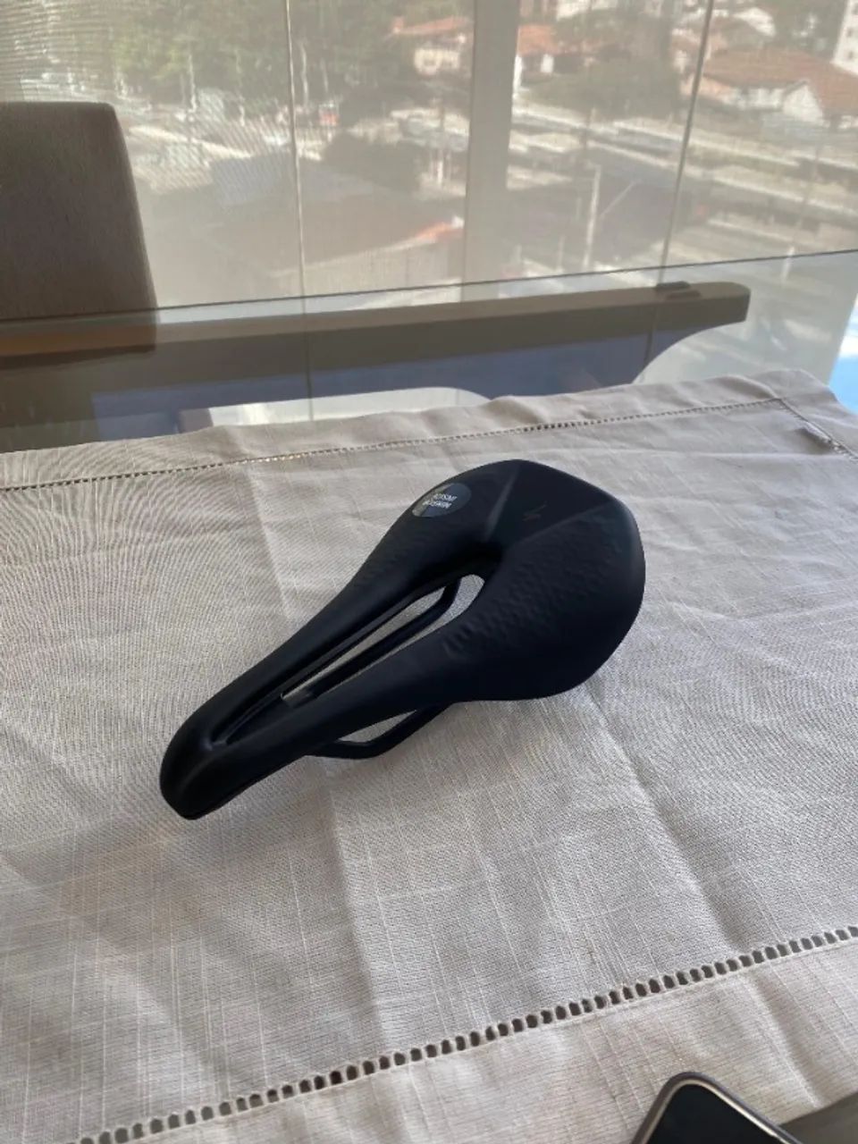 Power expert mirrorサドル 130mm POWER EXPERT WITH MIRROR SADDLE BLK 130(130mm ブラック