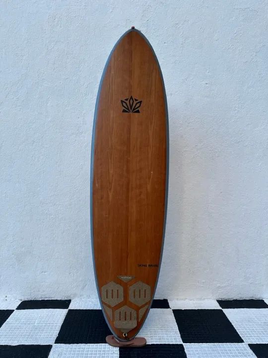 Prancha de Surf Mid - Estado de Nova