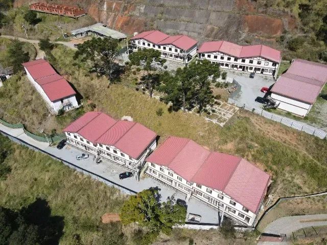 ? Apartamento tipo casa à venda em Corrêas - Petrópolis