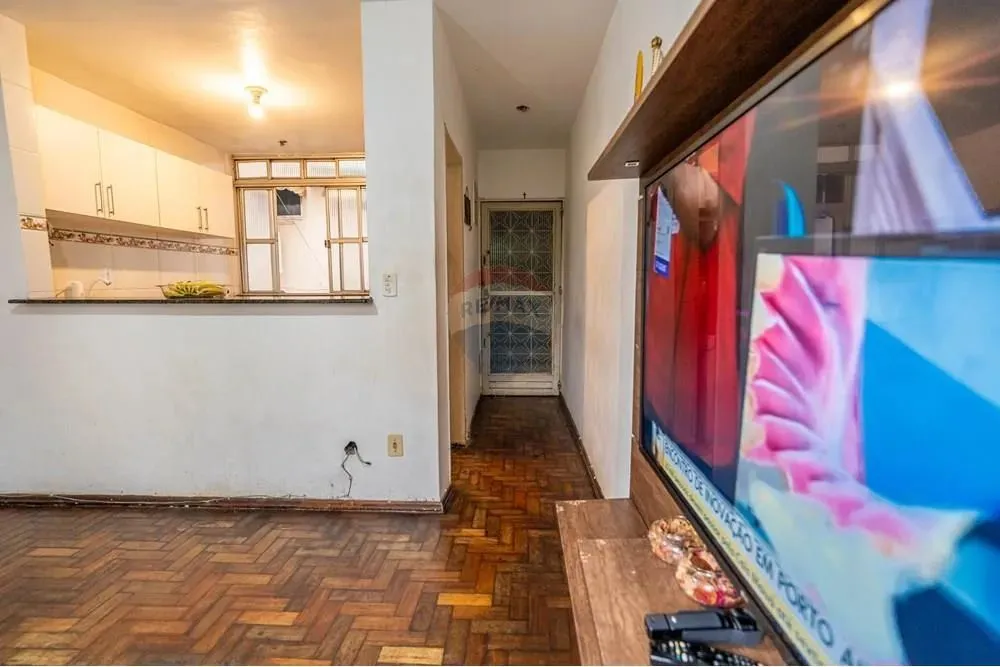 Apartamento à venda, 2 quartos, 43m² por R$ 200.000,00, Portuguesa, Ilha do Governador, Ri