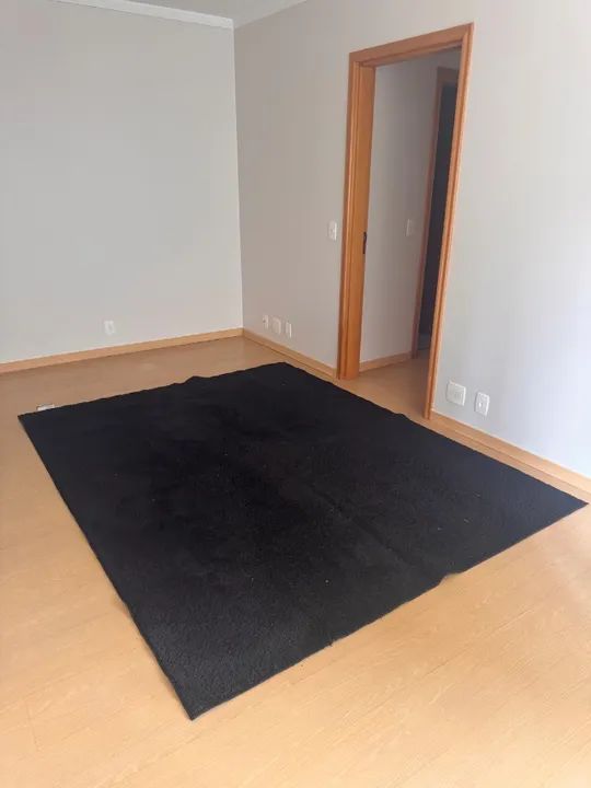 Tapete preto tamanho 2M X 2,5M