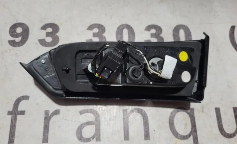 Lanterna mala Cronos lado esquerdo  - Foto 2