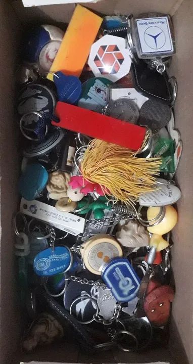 Coleção De Chaveiros Antigos 112 Peças - Foto 5