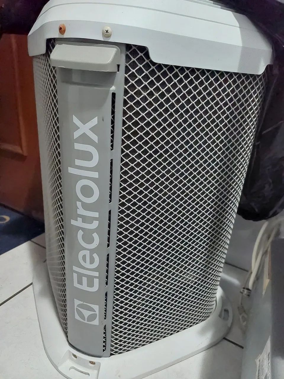 Ar Condicionado Split On/off Electrolux Eco Turbo 12000 Btus Frio 220v  - Foto 2